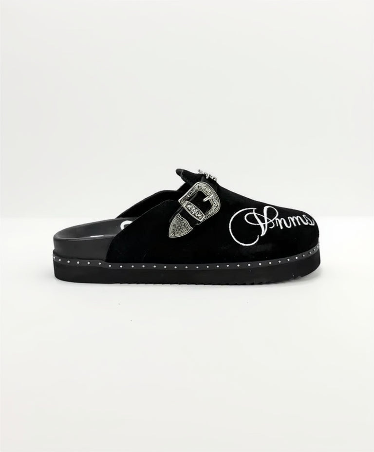 BLACK MULE